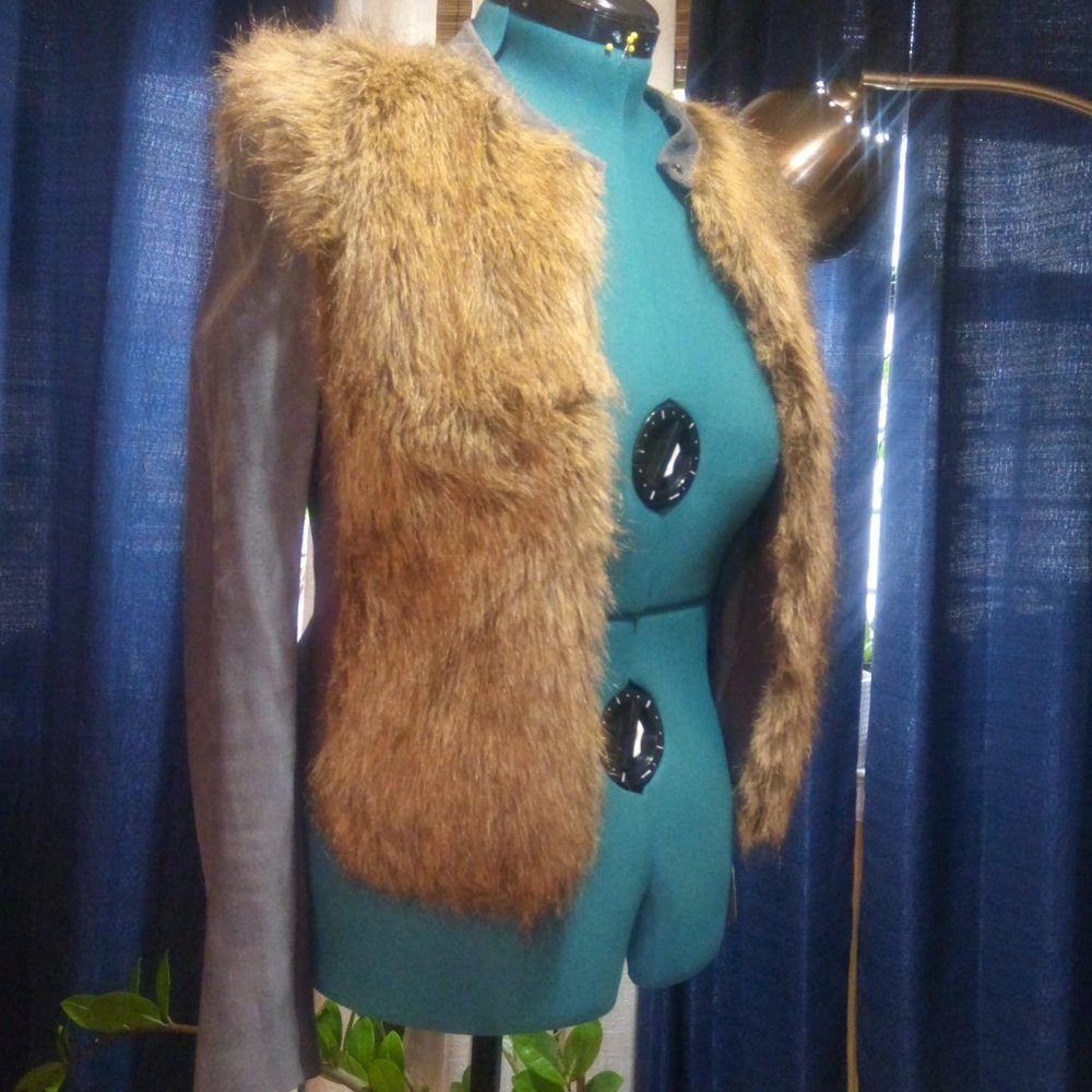 Twelfth Street by Cynthia Vincent Faux Fur Front and Genuine Suede Jacket Sz 6 - Picture 13 of 16